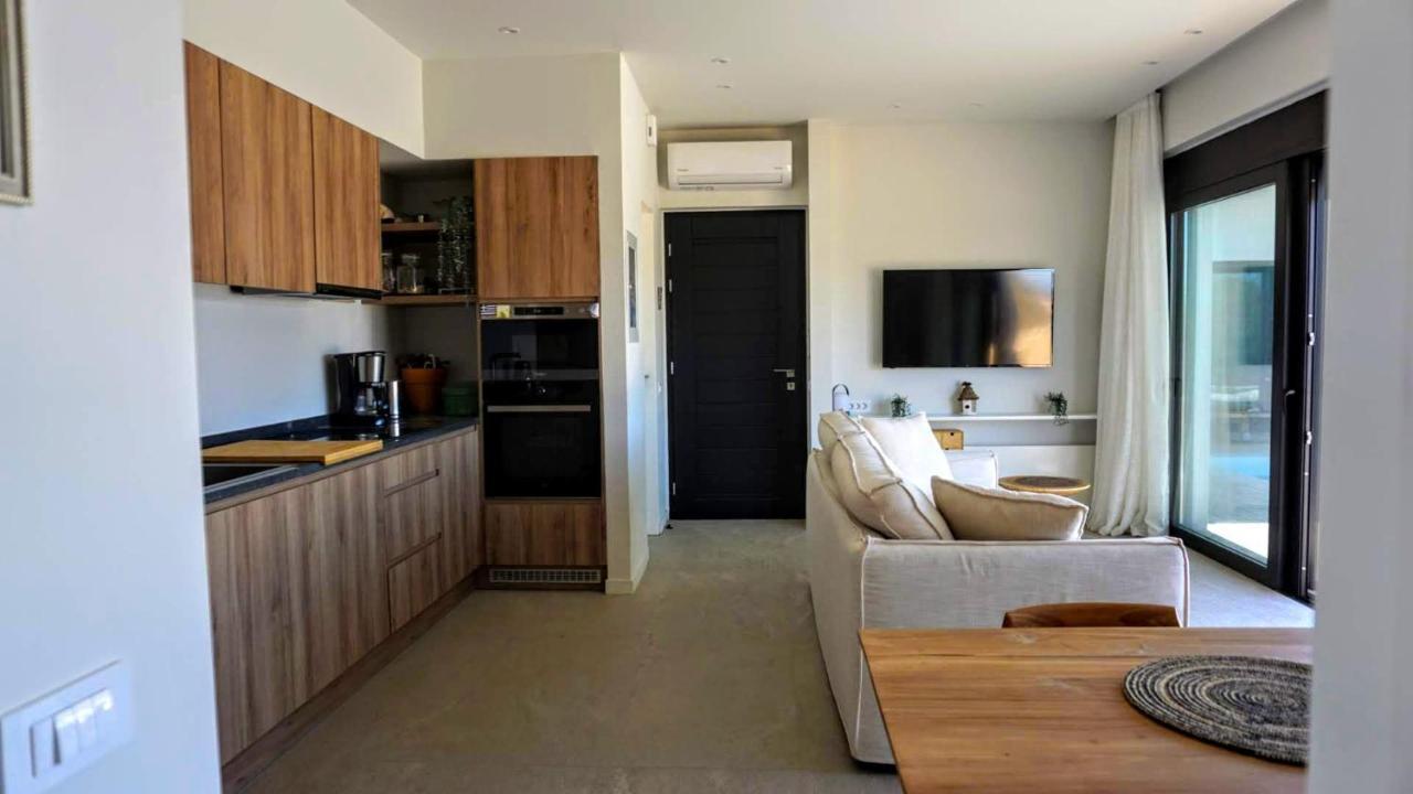 Villa Karma Paleros 外观 照片